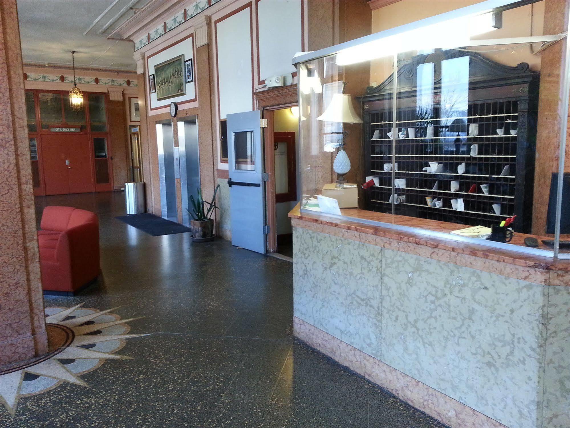 Hotel Riviera Newark Dış mekan fotoğraf